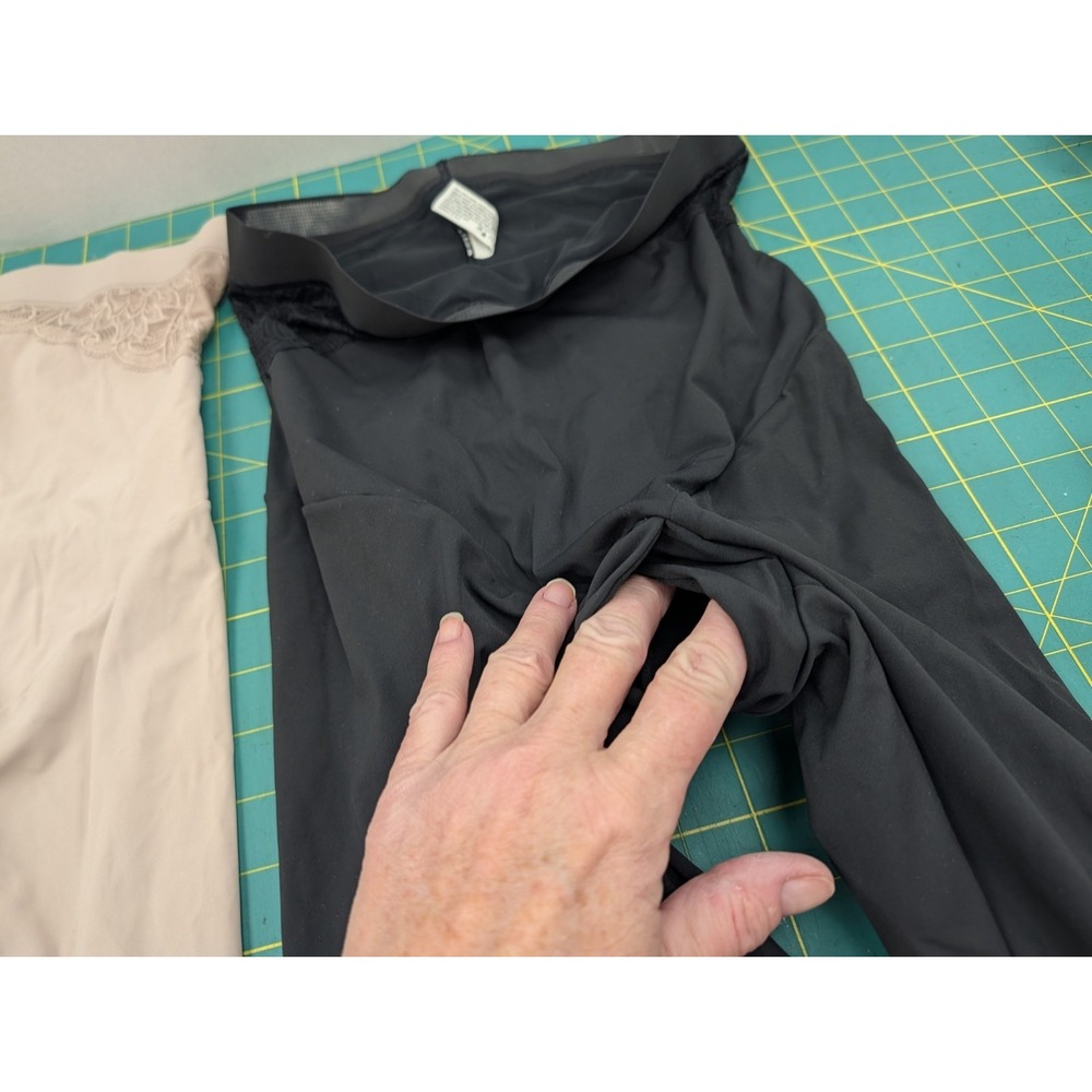 Maidenform Shapewear Women's XL Grip Rubber on Legs Waist Bathroom Hole Set of 2 - Picture 6 of 9